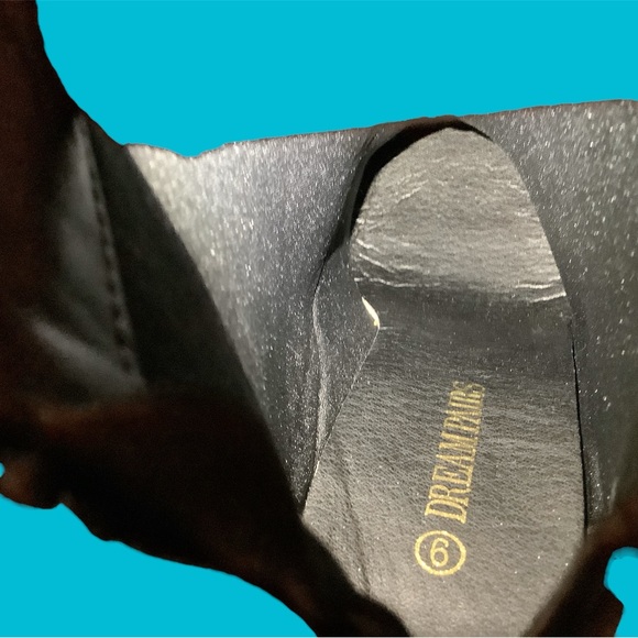 Low Heel Pointed Toe Ankle Booties. Comfortable, elegant, and modern fashion NWT - Picture 6 of 10